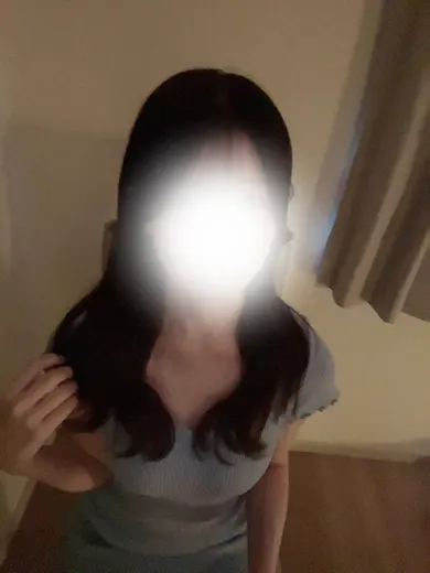 ねね(エミリアスパ)の公式プロフィール写真