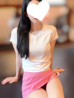 牧原れいな