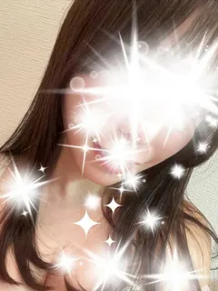 綾坂 唯