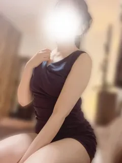 白浜ななこ