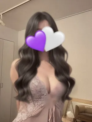 加賀美えれん(ラグタイム池袋 ~LuxuryTime~)の公式プロフィール写真