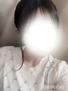 東條るな