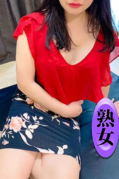 春里うめ(美魔女エステ)の公式プロフィール写真