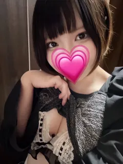 雨音ゆあ