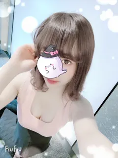 椿ひな