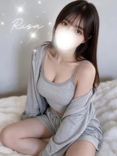 乙葉りさ