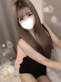 愛沢なな