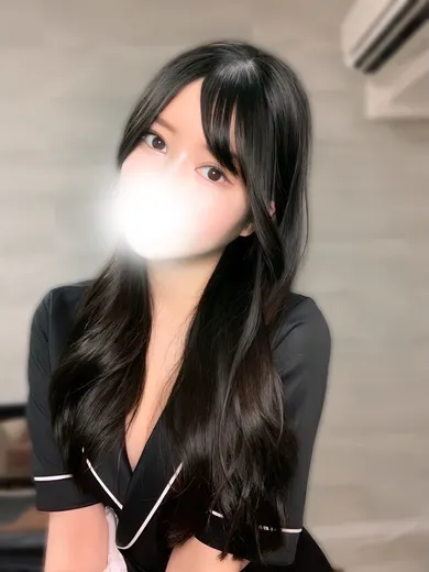 波多ゆりあ(ラグザンティーク)の公式プロフィール写真