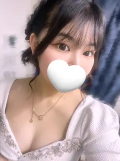 セラピスト かのん