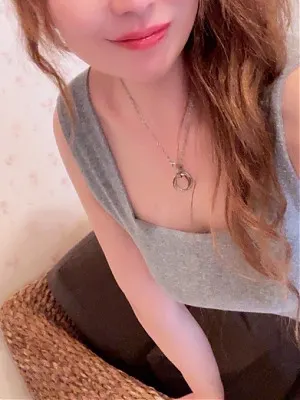 美依(ラブキャット)の公式プロフィール写真