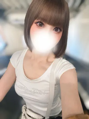 白雪うさぎ(THE SILHOUETTE)の公式プロフィール写真