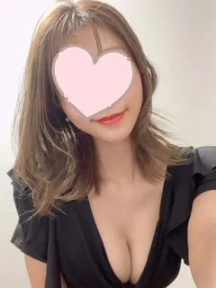 白咲ゆあ