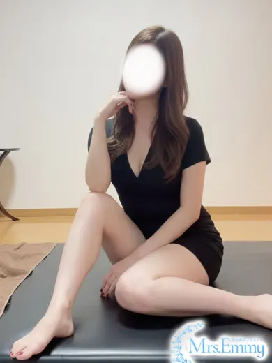 ゆな(Mrs.Emmy)の公式プロフィール写真