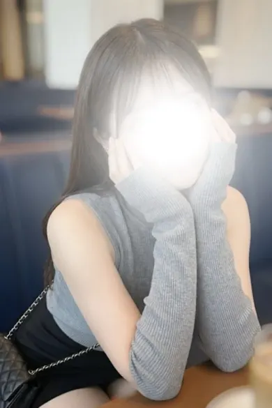海未(ALAZOR)の公式プロフィール写真