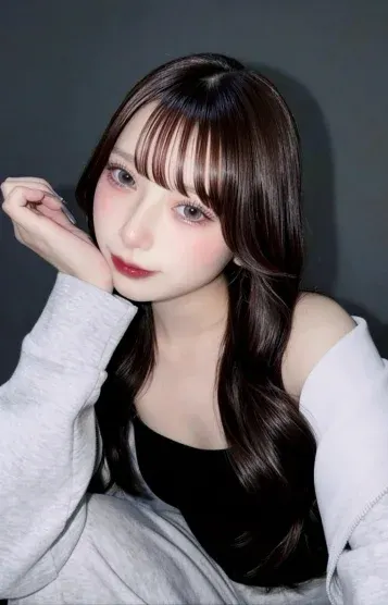 白雪るあ(極月~輝きの余韻~)の公式プロフィール写真