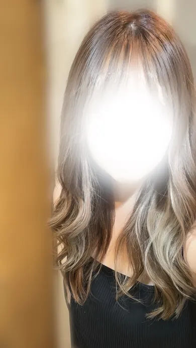 板倉かれん(マダム・ハンド)の公式プロフィール写真