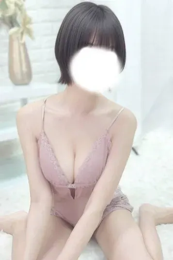 星乃めい(First Class)の公式プロフィール写真