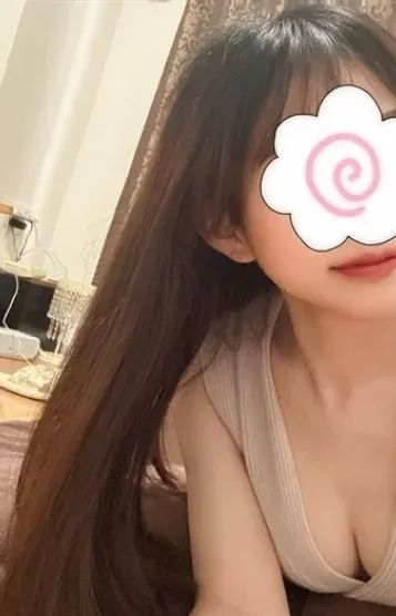 安藤みずき(First Class)の公式プロフィール写真
