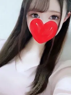 上村ひなの