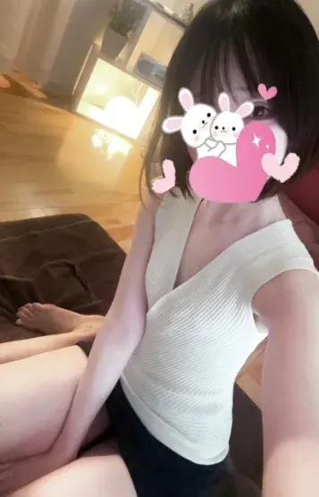 美衣(ミルクティー)の公式プロフィール写真