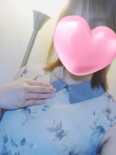 友利 ゆきな
