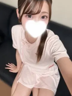 愛川 なゆ