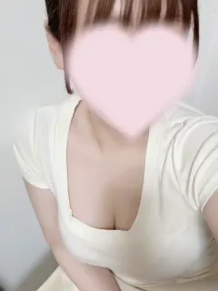 観月せな
