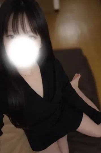 栗花落-つゆり-(MRS.TENOR)の公式プロフィール写真