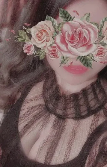 桃井かなえ(EMUe)の公式プロフィール写真
