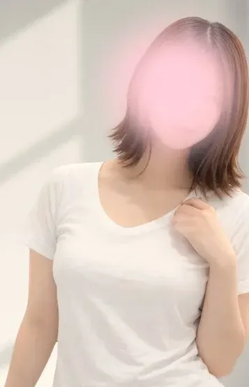 小坂なぎさ(らんぷグループ立川店)の公式プロフィール写真