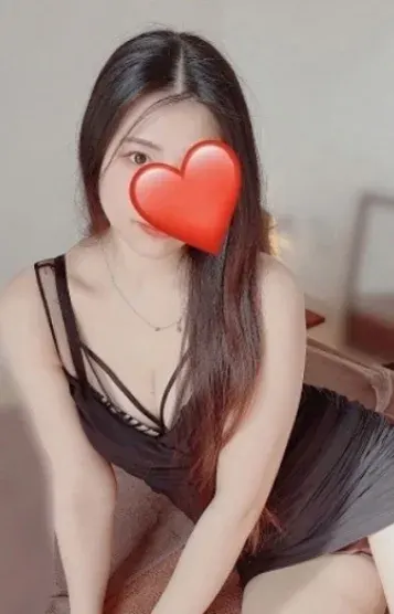 伊吹せな(century)の公式プロフィール写真