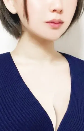 りょう(妻色兼美 新潟中央店)の公式プロフィール写真