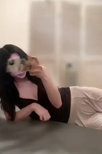 杉野ひかり(FROG SPA)の公式プロフィール写真