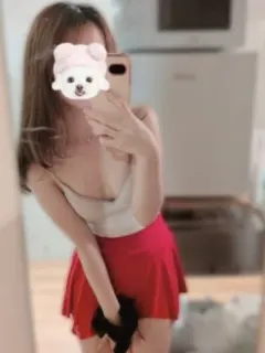 篠田ひなみ