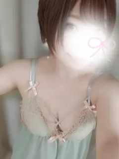 雫セラピスト