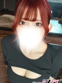 水樹ニナ