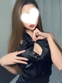 黒川レナ