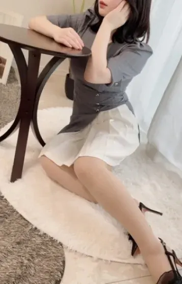 三浦 もえ(庵(いおり))の公式プロフィール写真