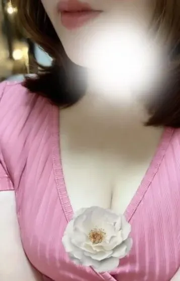 横浜なぎさ(らんぷグループ相模大野店)の公式プロフィール写真
