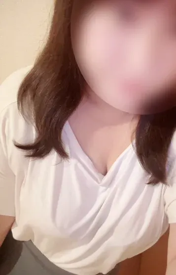 華山かえで(らんぷグループ巣鴨店)の公式プロフィール写真