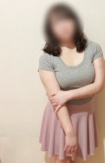 里見りな(らんぷグループ巣鴨店)の公式プロフィール写真