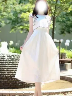 山岸まみ
