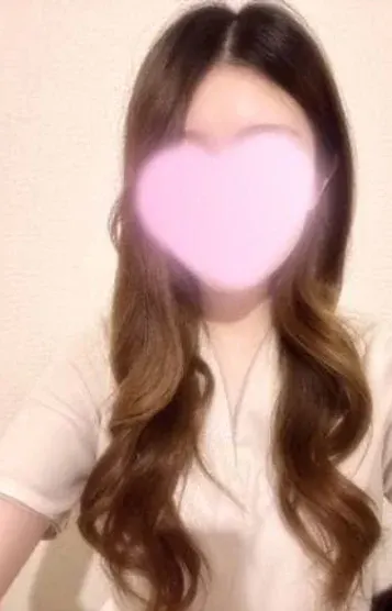 佳衣 ・G(8Seasons)の公式プロフィール写真