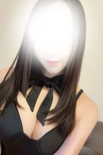 渚 るな(ADEN)の公式プロフィール写真