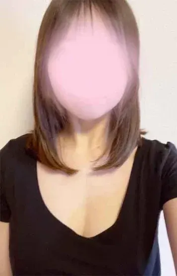 宮川ひな(アロママドンナ)の公式プロフィール写真