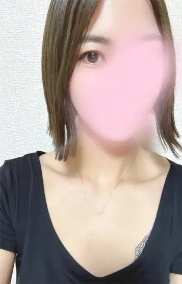 橋本ゆうり(アロママドンナ)の公式プロフィール写真