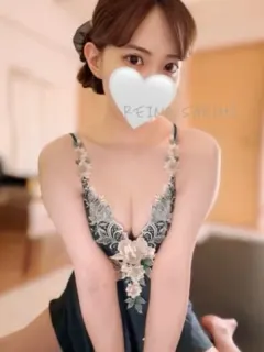 咲妃れいな
