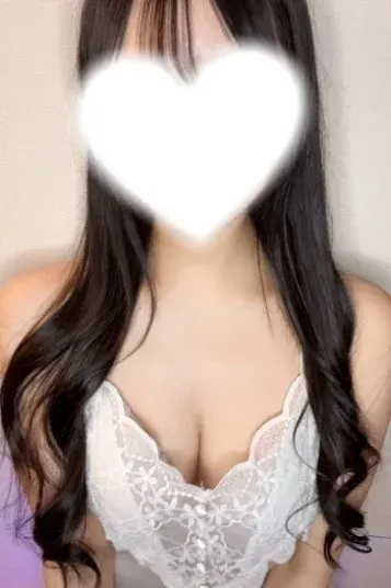 成瀬りん(NEW+PLUS)の公式プロフィール写真