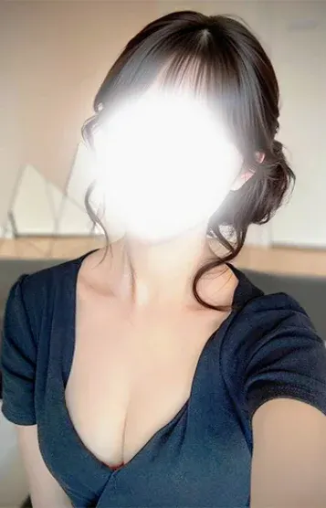 ひな(ラミティエ)の公式プロフィール写真