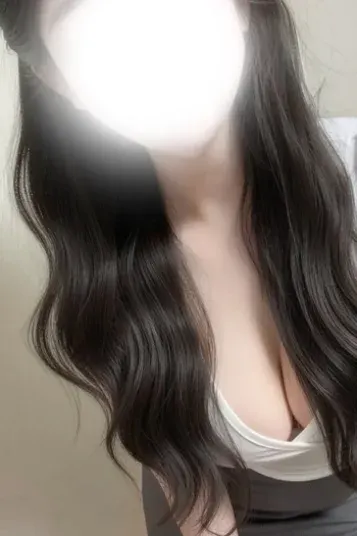 らん(Shellie May)の公式プロフィール写真